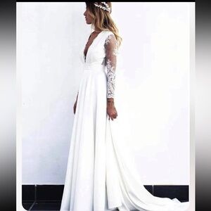 Elegant Vintage Boho Style White Lace Wedding Dress. NWT.SZ 4-6